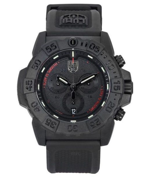 Montre pour homme Luminox Navy SEAL chronographe bracelet en caoutchouc cadran noir Quartz Diver's XS.3581.SIS 200M