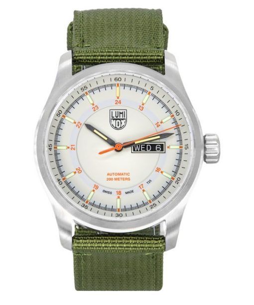 Montre pour homme Luminox Atacama Field avec bracelet en tissu et cadran ivoire automatique XL.1907.NF 200M