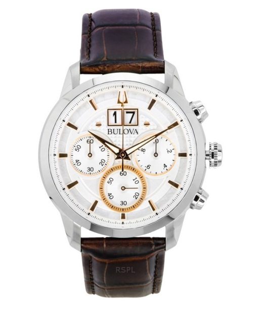 Montre chronographe Bulova Sutton Big Date pour homme avec bracelet en cuir marron et cadran argenté 96B309